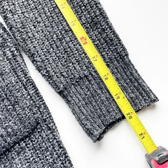 Carly Jeans Los Angeles Cardigan Sweater - Picture 15 of 16